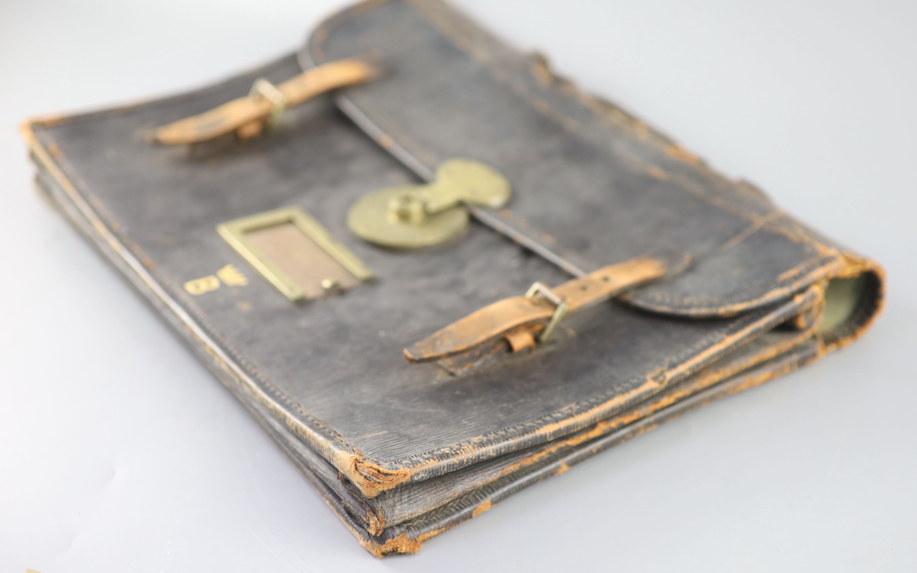 A leather attache case, the 5th Lord Brabourne (1895-1939), 30 x 40cm.